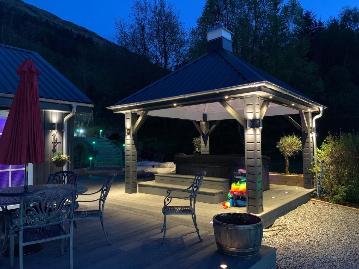 Little Fox Lodge Luxury Hideaway With Hot Tub Glencoe Near Fortwilliam (Adults Only) Exterior photo